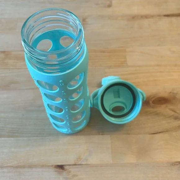 Lifefactory Glass Tumbler w/ Sleeve 16oz - Picture 5 of 6